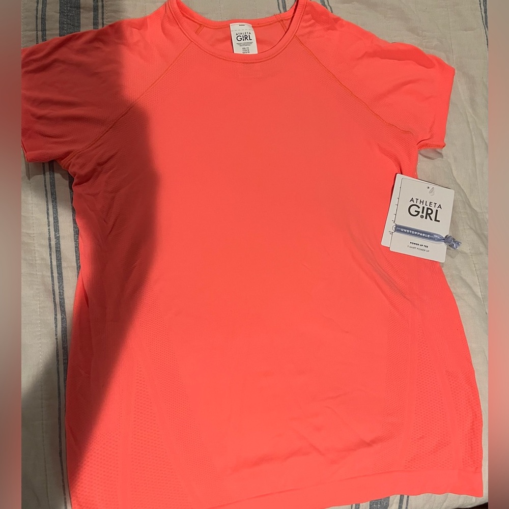 Girls shirt never worn